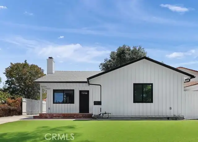 Property at 22054 Avenue San Luis, Woodland Hills, CA, 91364, 3 beds, 2 baths, [object Object]