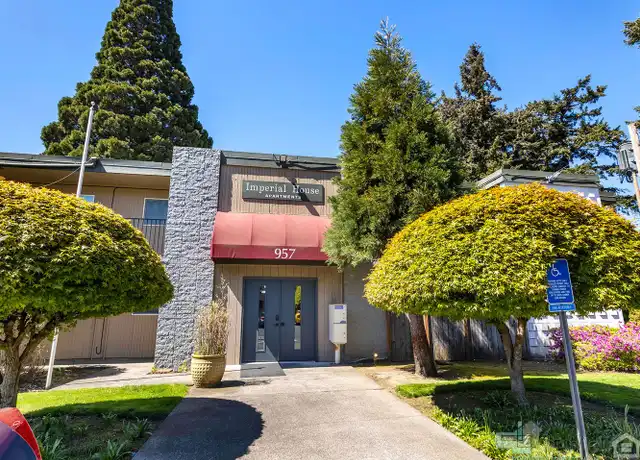 Property at 957 NE 122nd Ave Unit 210, Portland, OR, 97230, 3 beds, 2 baths, [object Object]