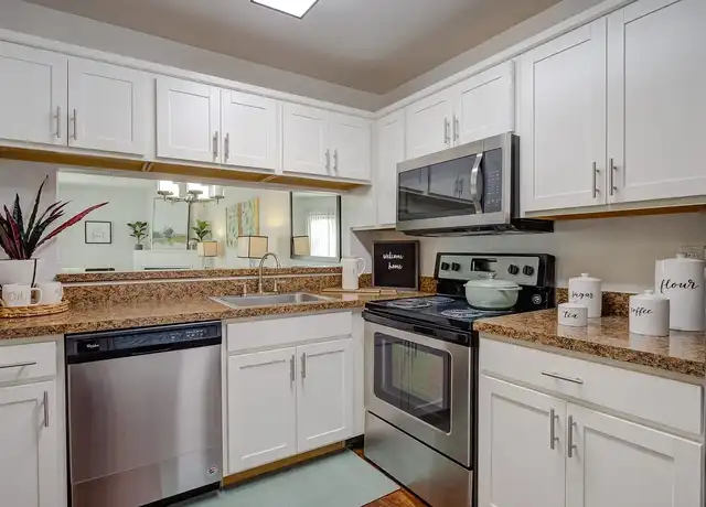 Property at Heather Ridge Apartments - 7500 N Newburgh Rd, Westland, MI, 48185, 1-2 bed, 1-2 bath, [object Object]
