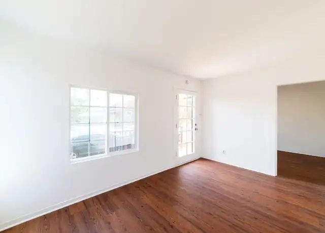Property at 2325 W 36th St, Los Angeles, CA, 90018, 2 beds, 1 bath, [object Object]