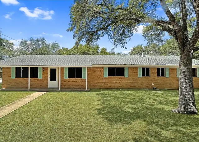 Property at 405 Glade St, College Station, TX, 77840, 4 beds, 2 baths, [object Object]