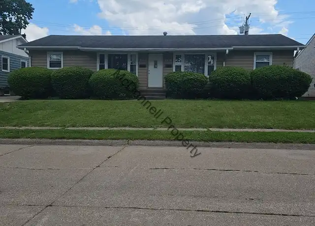 Property at 2711 W Laurel St, Davenport, IA, 52804, 2 beds, 1 bath, [object Object]