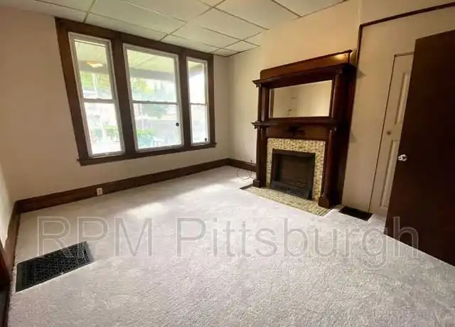 Property at 1506 Superior Ave Unit 1, Pittsburgh, PA, 15212, 1 bed, 1 bath, [object Object]