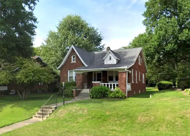 Property at 533 S Pennsylvania Ave, Belleville, IL, 62220, 3 beds, 2 baths, [object Object]