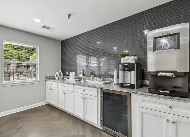 Property at Hawthorn at Oakhurst - 245 N Oakhurst Dr, Aurora, IL, 60504, 1-2 bed, 1-2 bath, [object Object]