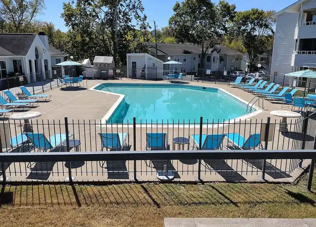 Property at Pebble Creek Apartments - 800 Pebble Creek Cir, Antioch, TN, 37013, 1 bed, 1 bath, [object Object]
