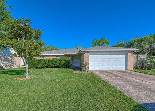 Property at 442 Redway Ln, Webster, TX, 77598, 4 beds, 2 baths, [object Object]