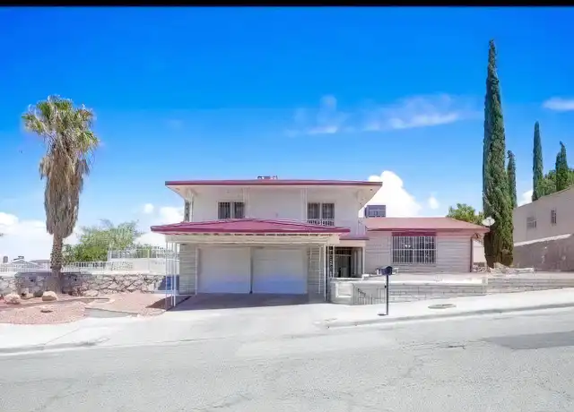 Property at 10601 Vista Alegre Dr, El Paso, TX, 79935, 4 beds, 2 baths, [object Object]