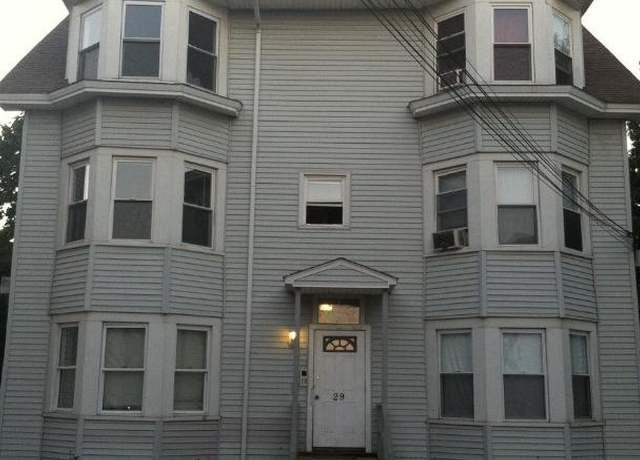 Photo of 29 Pleasant Pl, Leominster, MA 01453