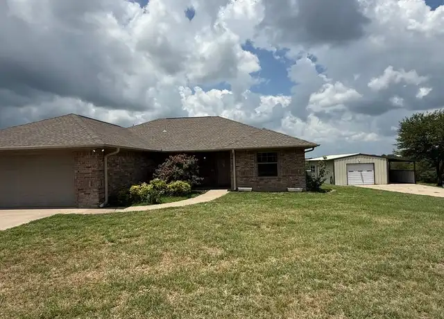 Property at 210 Davis Ln, Weatherford, TX, 76088, 3 beds, 2 baths, [object Object]