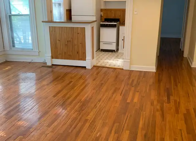 Property at 2920 Brattleboro Ave Unit 4, Des Moines, IA, 50311, 2 beds, 1 bath, [object Object]