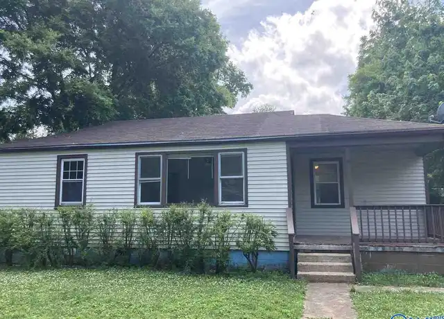 Property at 1019 Parklane St NW, Huntsville, AL, 35816, 3 beds, 1 bath, [object Object]