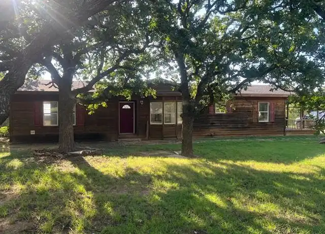 Property at 400 Watkins Trl, Weatherford, TX, 76088, 3 beds, 2 baths, [object Object]