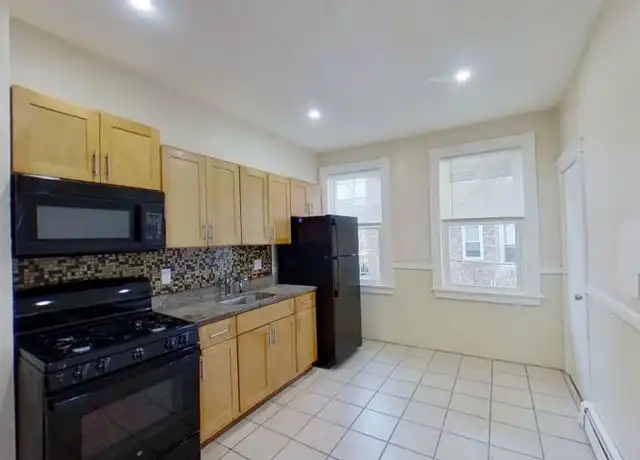 Property at 109 Harold St, Dorchester, MA, 02121, 2 beds, 1 bath, [object Object]