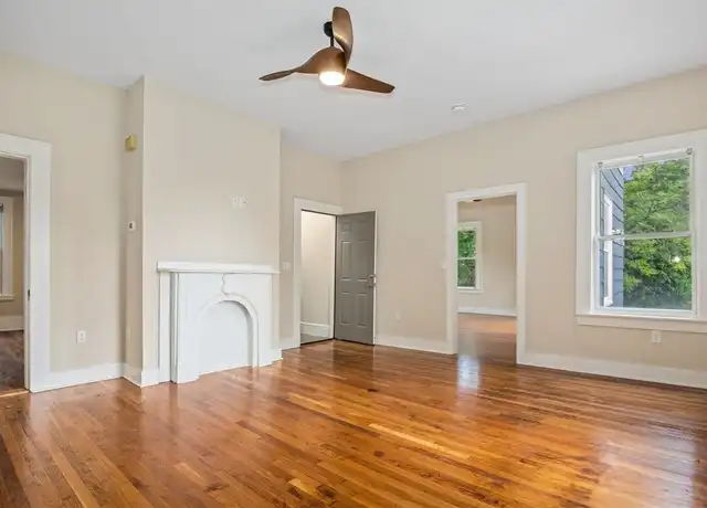 Property at 35 Oak Ave Unit 2, Worcester, MA, 01605, 2 beds, 1 bath, [object Object]