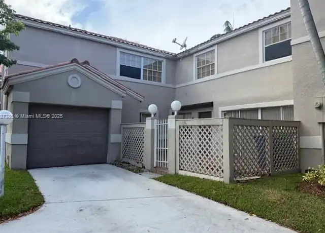 Property at 11131 Nautilus Dr Unit 11131, Hollywood, FL, 33026, 3 beds, 2.5 baths, [object Object]