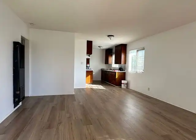 Property at 2165 Locust Ave Unit 6, Long Beach, CA, 90806, 1 bed, 1 bath, [object Object]
