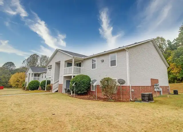 Property at 500 Chapman Pointe Cir, Dallas, NC, 28034, 2 beds, 2 baths, [object Object]