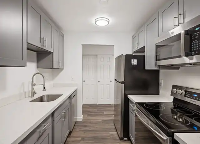 Property at 4345 32nd Ave W Unit 402, Seattle, WA, 98199, 1 bed, 1 bath, [object Object]