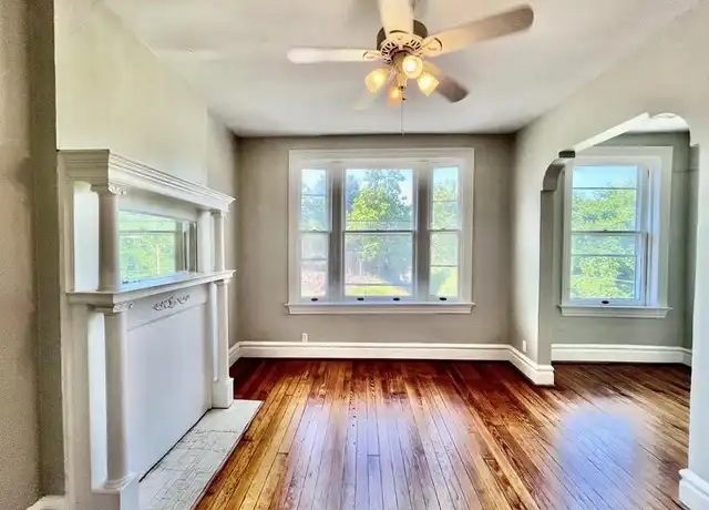 Property at 2811 Miami St, St. Louis, MO, 63118, 2 beds, 1 bath, [object Object]