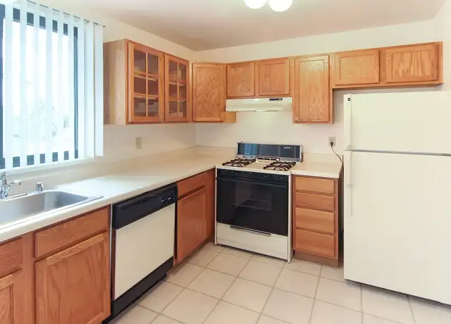 Photo of 4718 N 100th St, Milwaukee, WI 53225