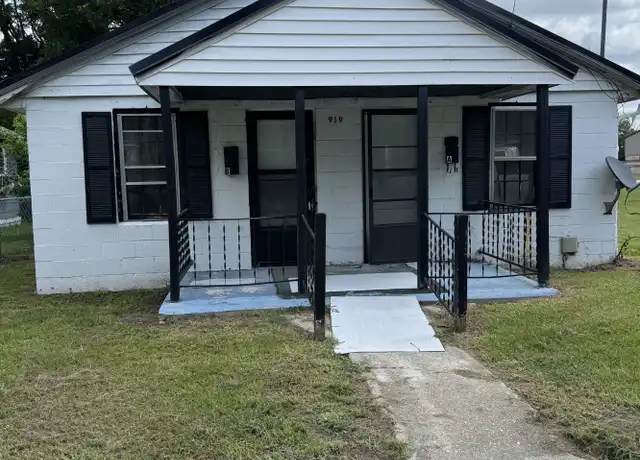 Property at 919 Ingram St Unit B, Florence, SC, 29501, 1 bed, 1 bath, [object Object]