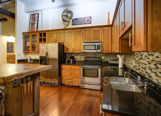 Property at 92 S Main St #104, Memphis, TN, 38103, 1 bed, 2 baths, [object Object]