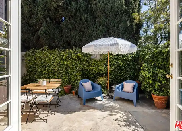 Property at 428 N Alta Vista Blvd Unit 428 1/2, Los Angeles, CA, 90036, 2 beds, 2 baths, [object Object]