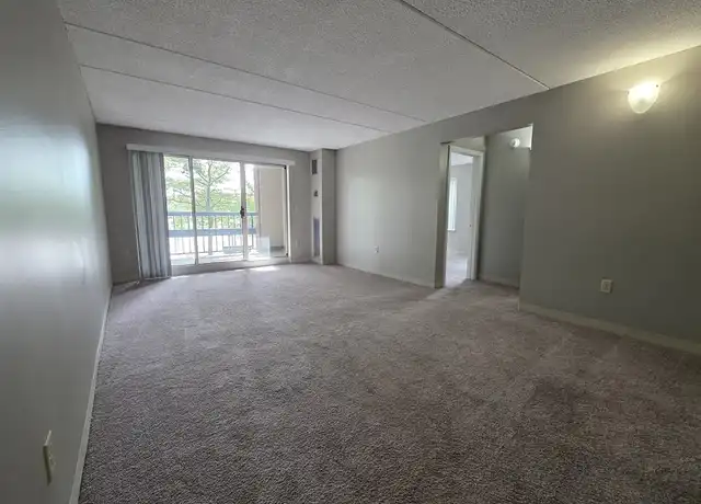 Property at 15 Harbor Point Blvd Unit 206, Boston, MA, 02125, 2 beds, 1 bath, [object Object]
