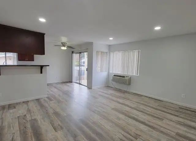 Property at 966 S Sunshine Ave Unit 13, El Cajon, CA, 92020, 2 beds, 1 bath, [object Object]