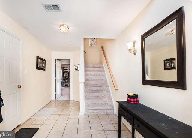Photo of 14171 Hunters Run Way, Gainesville, VA 20155