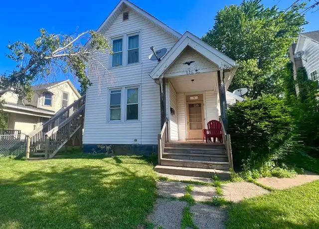 Property at 626 12th Ave N Unit 3, Clinton, IA, 52732, 3 beds, 1 bath, [object Object]