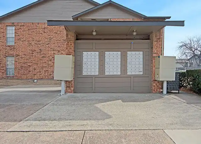Property at Quail Crossing Apartments - 720 E Warrior Trl, Grand Prairie, TX, 75052, 1-2 bed, 1-2 bath, [object Object]