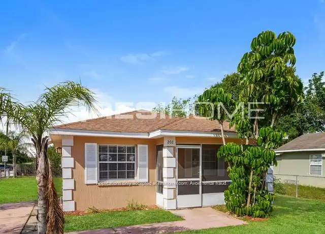 Property at 202 North Blvd E, Davenport, FL, 33837, 3 beds, 2 baths, [object Object]