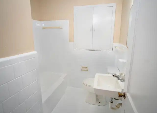 Property at 319 Charcliff Dr, San Antonio, TX, 78220, 3 beds, 2 baths, [object Object]