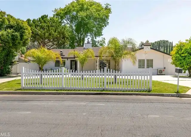Property at 17648 Raymer St, Northridge, CA, 91325, 1 bed, 1.5 baths, [object Object]