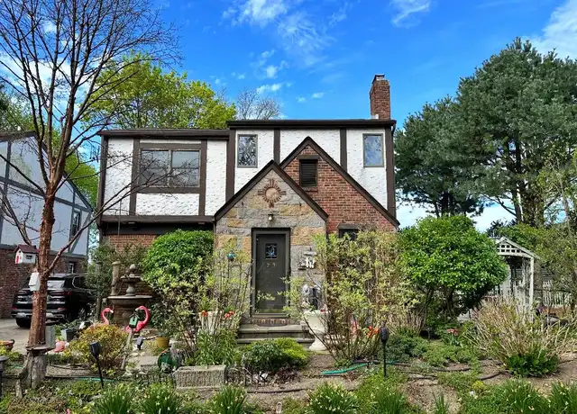 Property at 73 Jayson Ave, Great Neck, NY, 11021, 5 beds, 2 baths, [object Object]