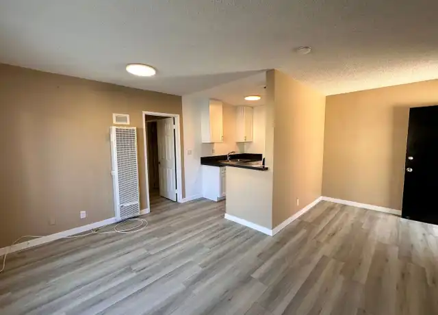 Property at 319 S Birch St Unit 01, Santa Ana, CA, 92701, 1 bed, 1 bath, [object Object]