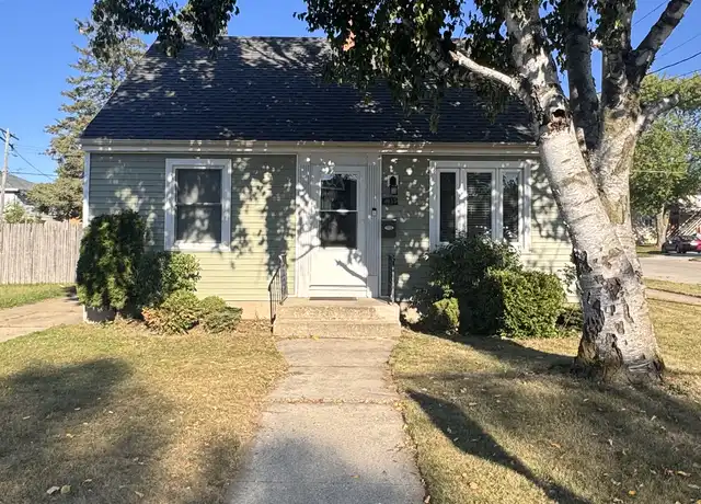 Property at 4057 29th Ave, Kenosha, WI, 53140, 4 beds, 1 bath, [object Object]