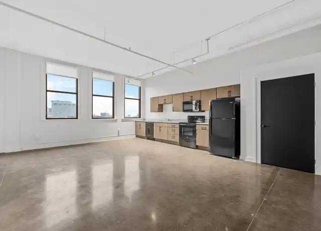 Property at 411 3rd St SE Unit Lyman Lofts 706, Cedar Rapids, IA, 52401, 1 bed, 1 bath, [object Object]