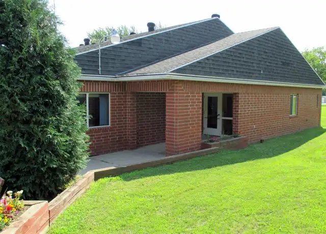 Property at 222 1st Ave NE, Eagle Bend, MN, 56446, 1 bed, 1 bath, [object Object]