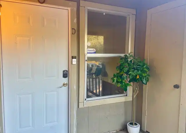 Property at 402 Hedgewood Dr Unit D, Georgetown, TX, 78628, 2 beds, 1 bath, [object Object]