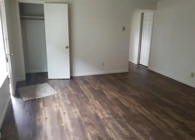 Property at 708 Norman Ave NE Unit 1, Salem, OR, 97301, 2 beds, 1 bath, [object Object]
