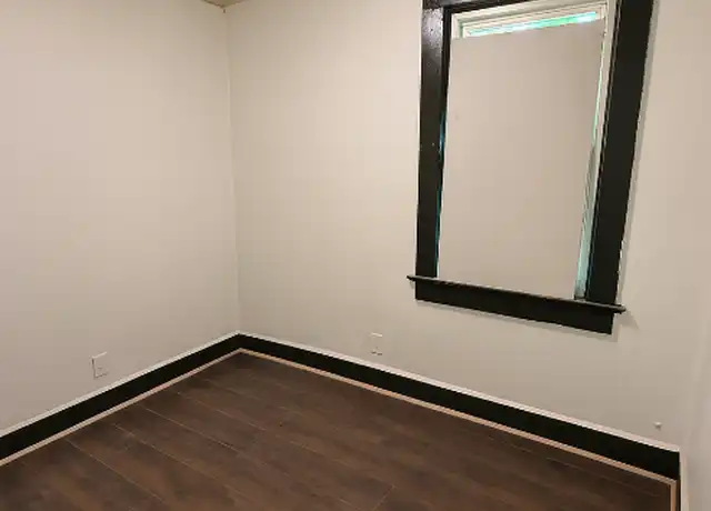 Property at 2407 N 6th St, Milwaukee, WI, 53212, 3 beds, 1 bath, [object Object]