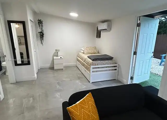 Property at 1947 NW 33rd St Unit 1, Miami, FL, 33142, 1 bed, 1 bath, [object Object]
