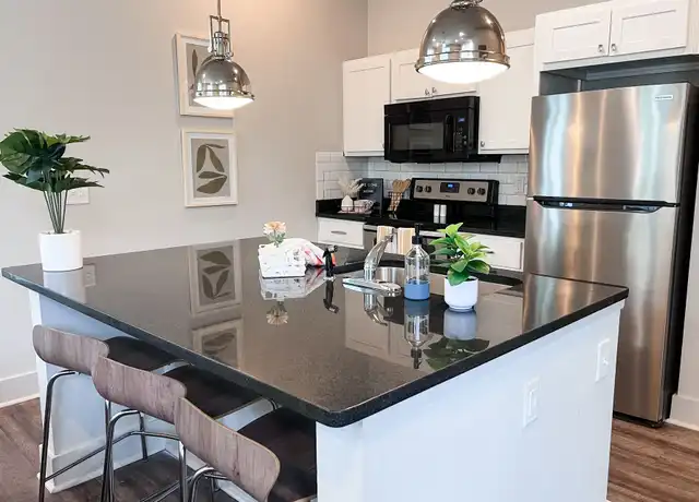 Property at 1824 Greentree Ln, Tallahassee, FL, 32304, 4 beds, 4 baths, [object Object]
