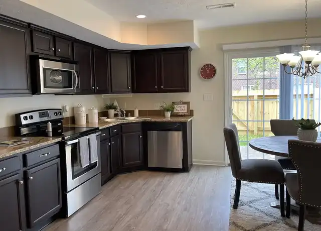 Property at Ashton Park Townhomes - 7607 Ashton Park Cir, Louisville, KY, 40228, 2 beds, 2.5 baths, [object Object]