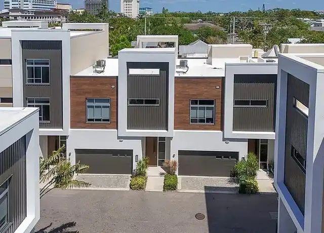Property at 221 Cosmopolitan Ct Unit 221, Sarasota, FL, 34236, 2 beds, 2.5 baths, [object Object]