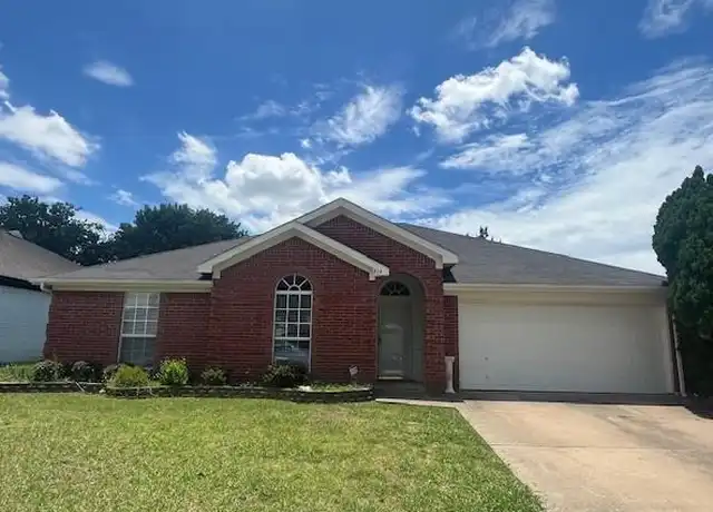 Property at 814 Elbe Dr, Arlington, TX, 76001, 4 beds, 2 baths, [object Object]