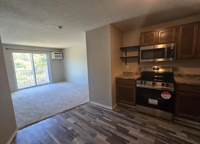 Property at 311 Lita Ln, Newmarket, NH, 03857, 2 beds, 1 bath, [object Object]
